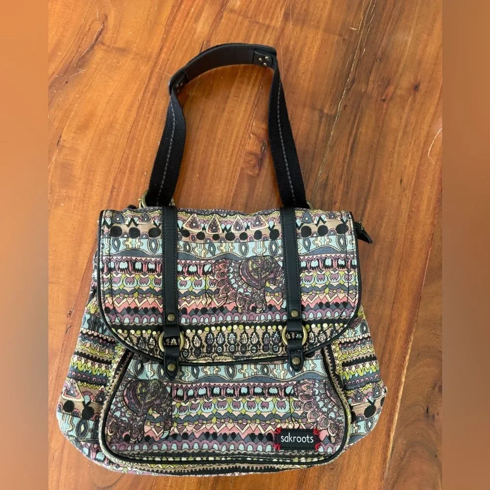 Sakroots Women's Convertible Backpack - Sienna Spirit Desert EUC